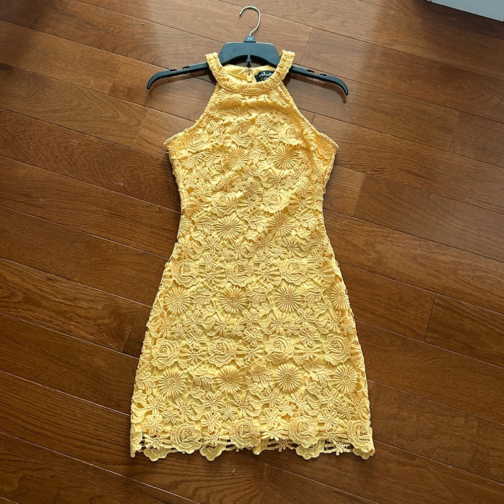 Lulus Yellow Lace dress